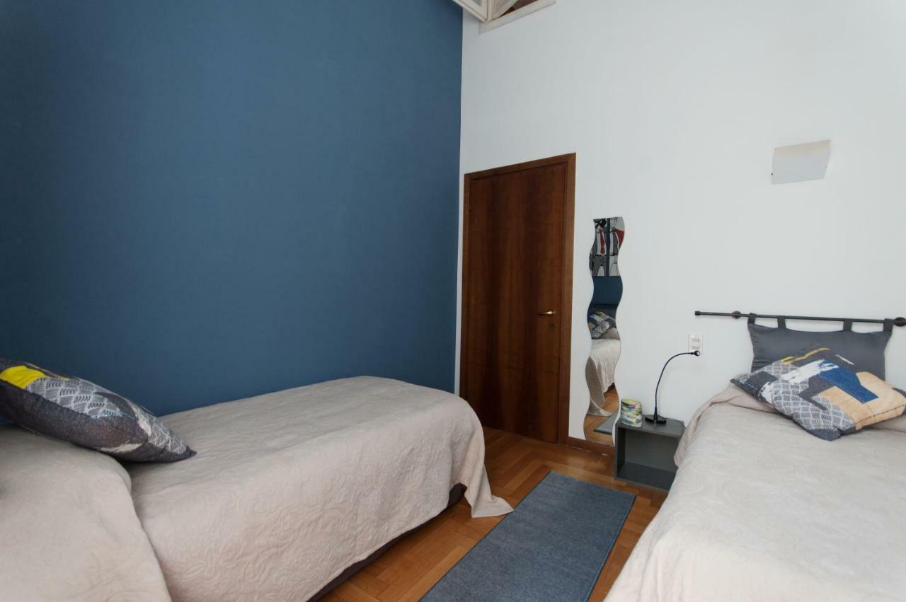 Fancy Blue Duomo Duplex Apartement 米兰 外观 照片